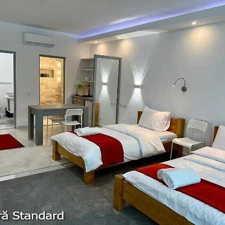 Casa Eden - Apartamente Langa Lac Colibiţa Extérieur photo