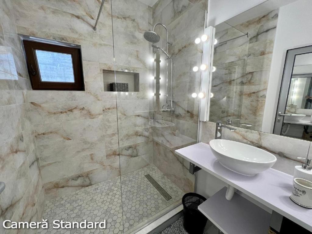 Casa Eden - Apartamente Langa Lac Colibiţa Extérieur photo