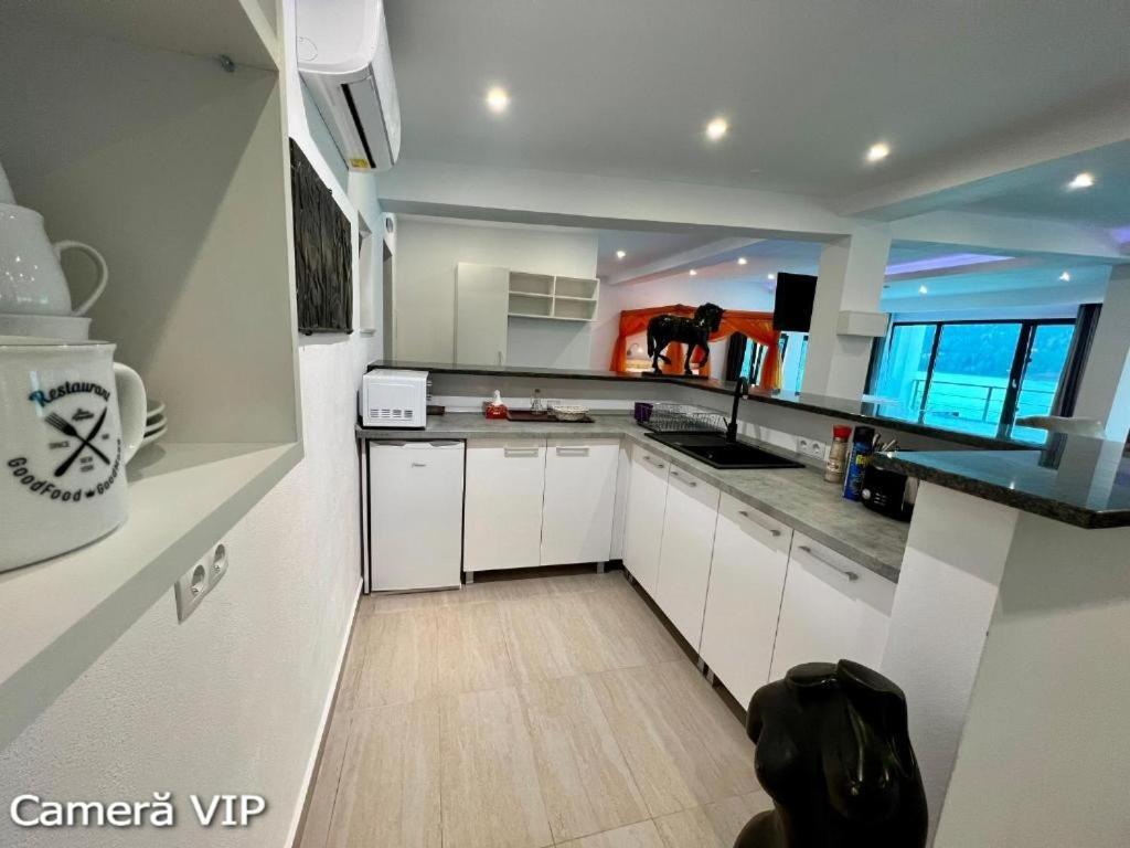 Casa Eden - Apartamente Langa Lac Colibiţa Extérieur photo